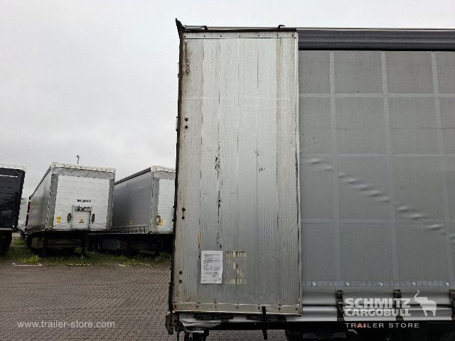 Auflieger mit Pritsche & Plane Schmitz Cargobull Curtainsider Mega Getränke
