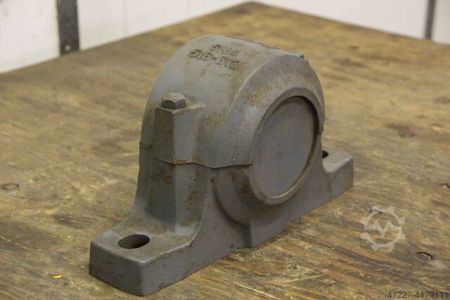 Plummer block housings SKF SNA 516-613