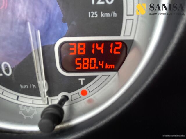 Abschleppwagen DAF LF 45/Schiebeplateau/Hubbrille/Seilwinde