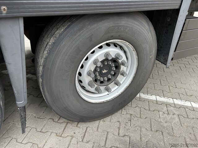 Box body Schmitz Cargobull SCB S3B / Box / 2x Lift axle / Disk Brakes / AP...