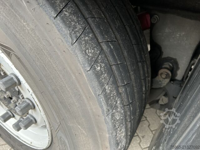 Box body Schmitz Cargobull SCB S3B / Box / 2x Lift axle / Disk Brakes / AP...