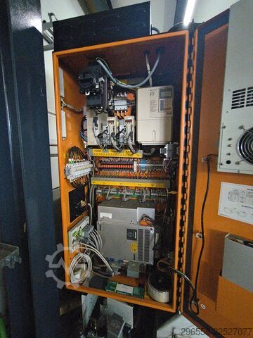 Vertical machining center HURCO VM1