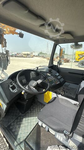 Mobile crane LEIBHERR LTM 1030-2.1