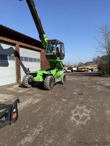 Telescopic loader Sennebogen 305