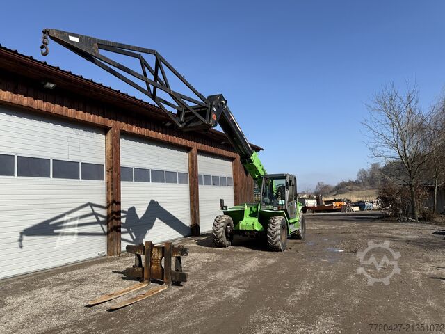 Telescopic loader Sennebogen 305