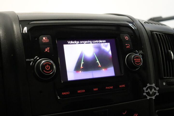 Delivery van Peugeot Boxer 2.2 BlueHDi 165PK L2H2 EURO 6 - Airco - C...