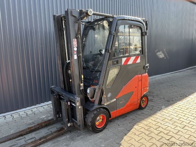 Electric 4-wheel forklift Linde E20PH-02