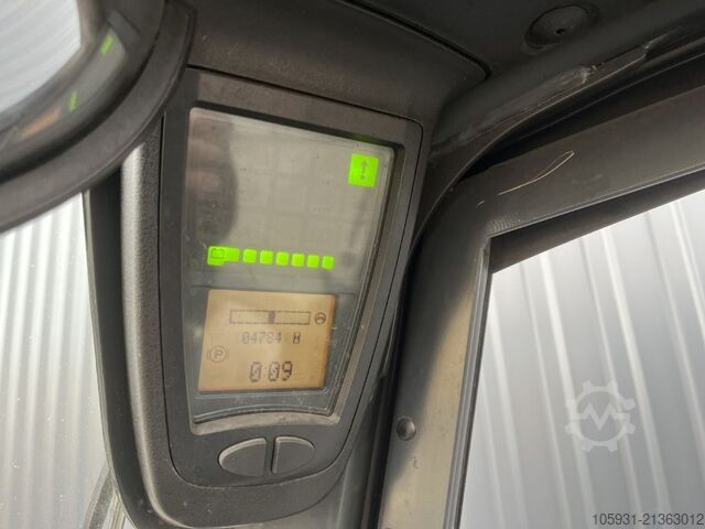 Electric 4-wheel forklift Linde E20PH-02