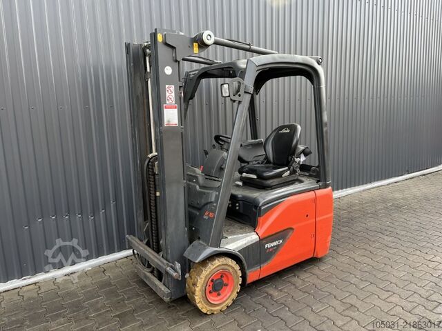 Electric 3-wheel forklift Linde E16C-02