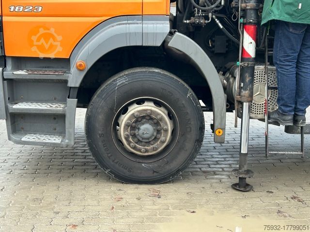 Kipper LKW MERCEDES-BENZ ATEGO 1823 Hinterkipper KRAN 1. Hand