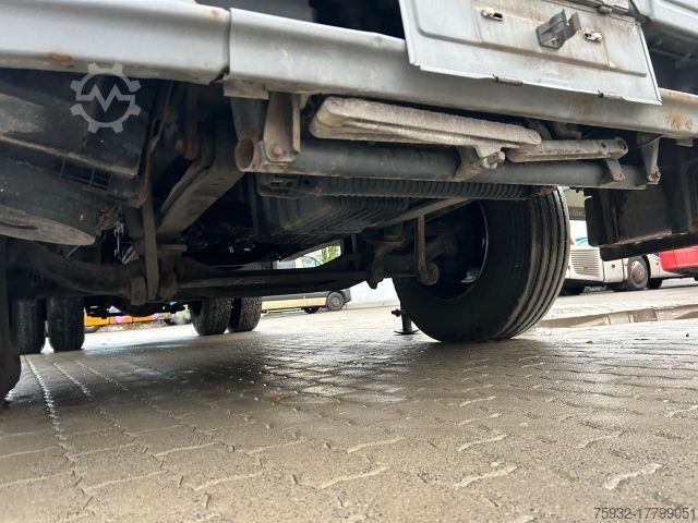 Kipper LKW MERCEDES-BENZ ATEGO 1823 Hinterkipper KRAN 1. Hand