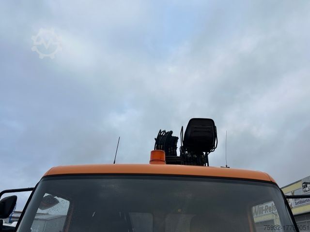 Kipper LKW MERCEDES-BENZ ATEGO 1823 Hinterkipper KRAN 1. Hand