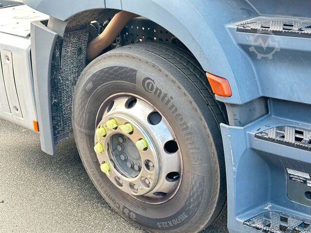 Gefahrgut LKW MERCEDES-BENZ Actros 1840 ADR FL/AT Safety Xenon