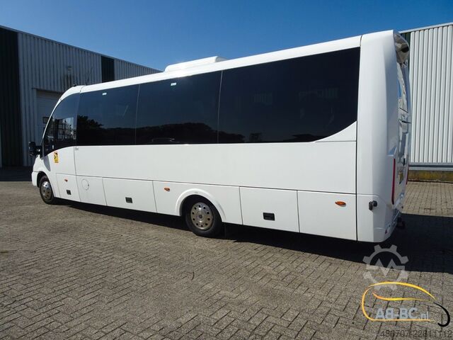 Motor coach IVECO Rosero First FLHI XL - 31 Sitze EURO 6