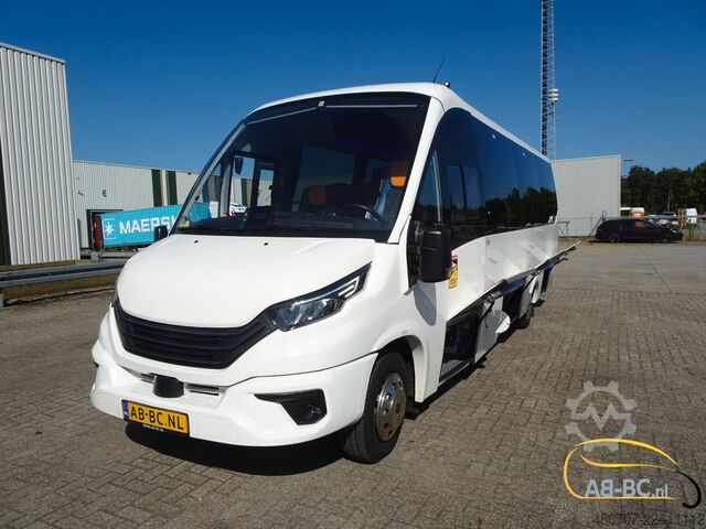 Motor coach IVECO Rosero First FLHI XL - 31 Sitze EURO 6