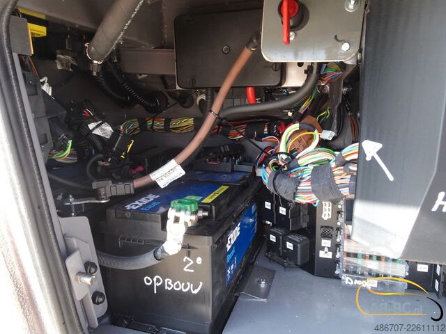 Motor coach IVECO Rosero First FLHI XL - 31 Sitze EURO 6