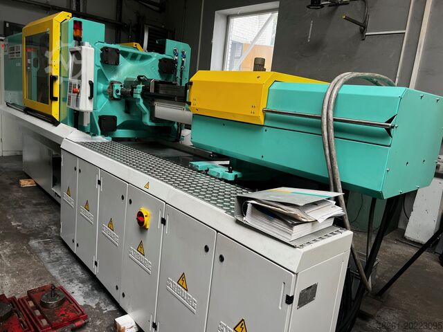 Arburg 520A-1600-400 (228) Arburg 520A-1600-400 (228)hybrid