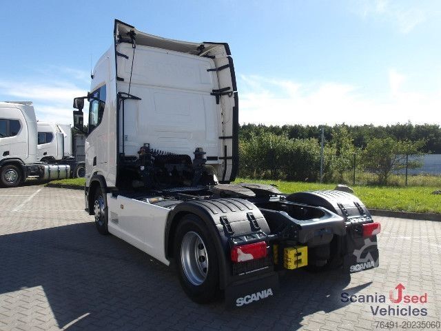 Standard tractor unit Scania R 460 A4x2NA