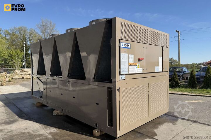 Chiller New Industrial Chiller YORK - 520.6 KW | With warranty
