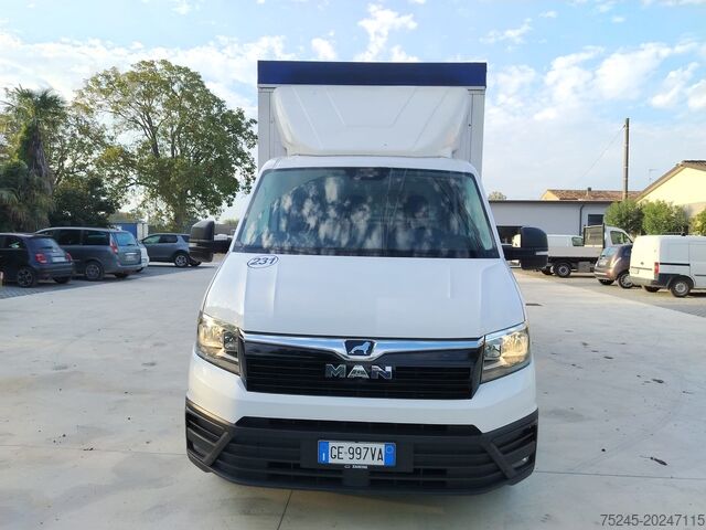 Curtain-sided van MAN TGE 3.180 2.0 CENTINA CON TELO