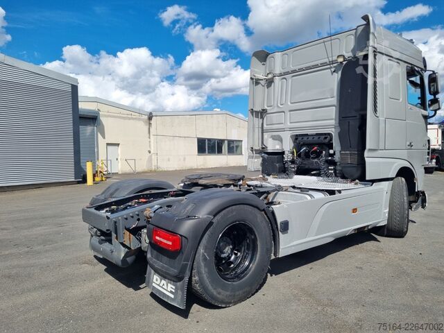 Standard SZM DAF XF 530 FT beschädigt