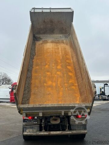 Three-sided tipper truck SCANIA P450 XT ,8X4 MEILLER GESTEINSKIPPER, BORDMATIK,  RETARDER