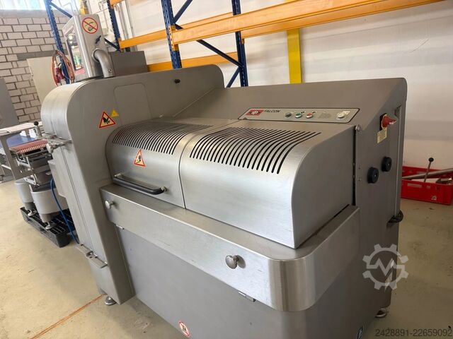 High-performance bandsaw slicer Treif Falcon