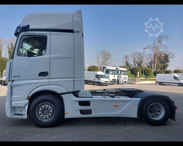 Standard tractor unit MERCEDES-BENZ Actros L 18 4x2 - Actros L 1848 LS 4x2