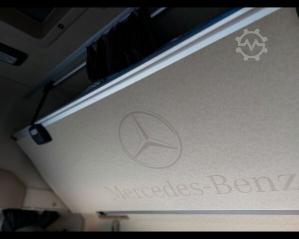 Standard tractor unit MERCEDES-BENZ Actros L 18 4x2 - Actros L 1848 LS 4x2