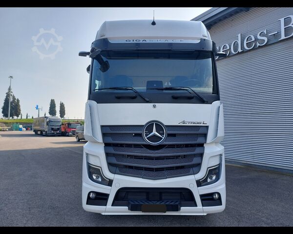Standard tractor unit MERCEDES-BENZ Actros L 18 4x2 - Actros L 1848 LS 4x2