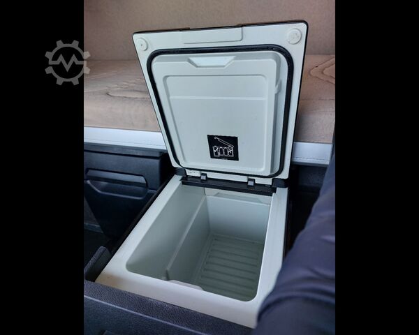 Standard tractor unit MERCEDES-BENZ Actros L 18 4x2 - Actros L 1848 LS 4x2