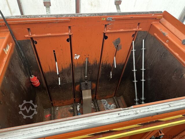 Two chamber baler Orwak orwak 9020