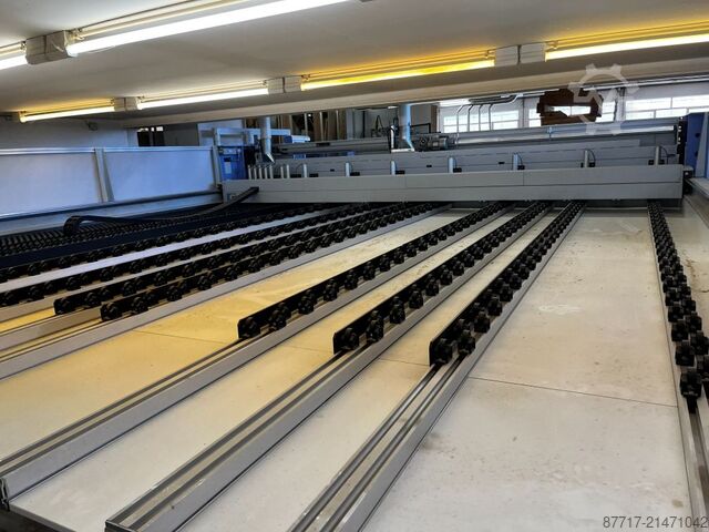 Horizontal panel saw HOLZMA P HPP 430/56/56/X