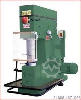 CNC press brakes KK Kletzer CNC Abkantpresse KKI EUROPA XL 3020 mm x 175 to, Y