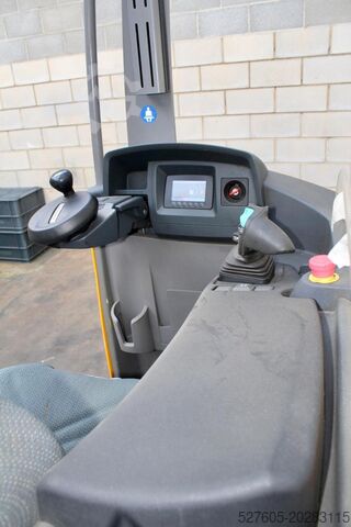 Reach truck Jungheinrich ETV 216 941 DZ