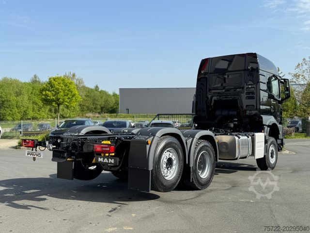 Truck chassis MAN TGS 28 520 6x4-4 BL Fahrgestell SOFORT VERFÜGBAR