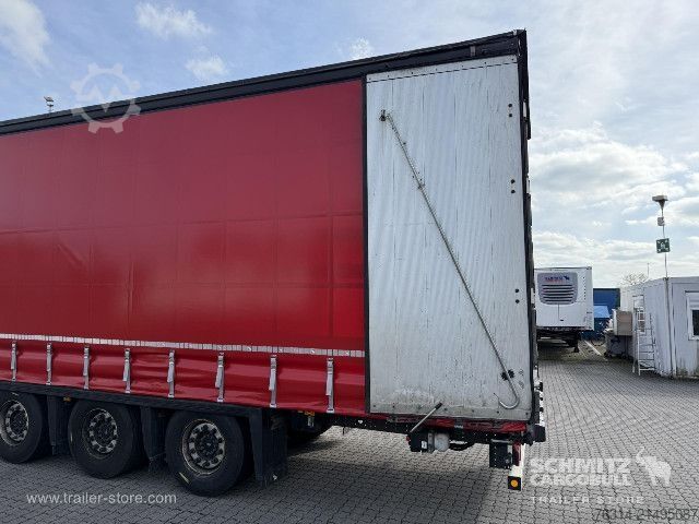 Open semitrailer with tarp Schmitz Cargobull Curtainsider Mega Getränke