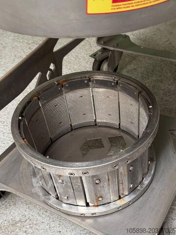 Schneidemaschine / Schredder FAM Centris 315