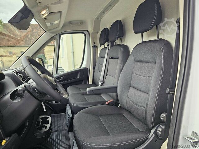 Customized van Fiat Ducato 120 L2H1 Premium Kabine + Visibility