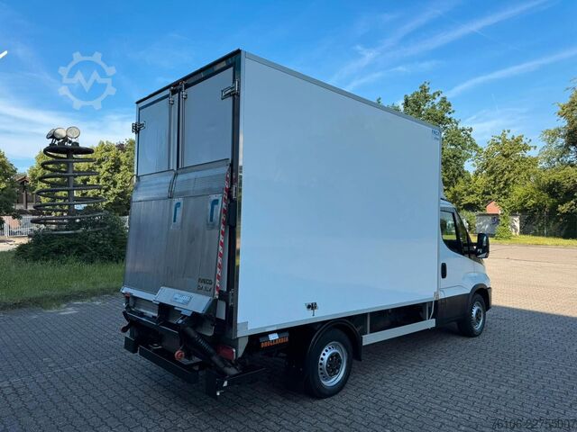 Refrigerator body van IVECO Daily 35S16 Tiefkühlkoffer mit Ladebordwand