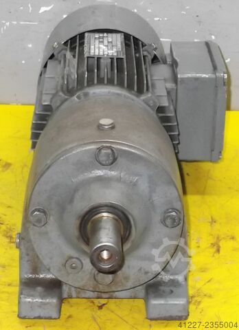 Gear motor 0.55 kW 165 rpm SEW-EURODRIVE R40DT80K4BM