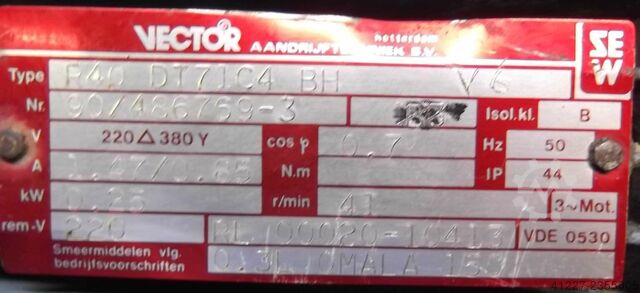 Gear motor 0.25 kW 41 rpm SEW-EURODRIVE R40DT71C4BH