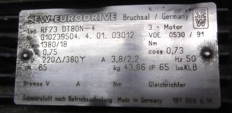 Geared motor 0.75 kW 18 rpm SEW Eurodrive RF73DT80N-4
