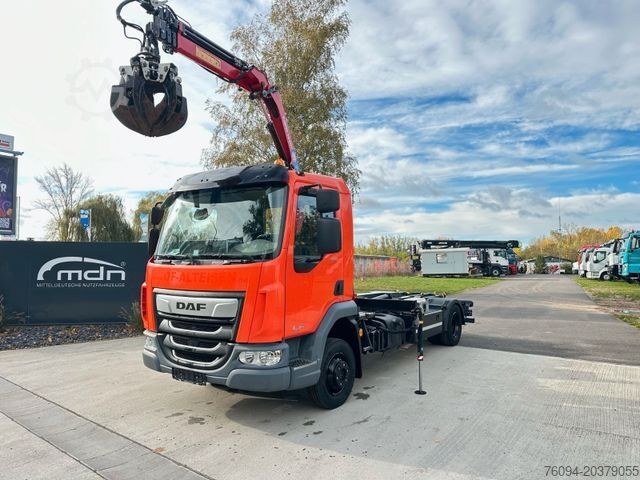 Abrollkipper DAF LF 180 Abrollkipper SCHROTTGREIFER KRAN FUNK AHK