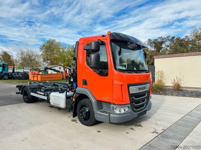 Abrollkipper DAF LF 180 Abrollkipper SCHROTTGREIFER KRAN FUNK AHK