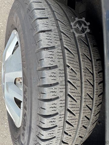 Kleinbus FIAT Ducato Kombi 33 150 L1H1 / 8 SITZER / AHK