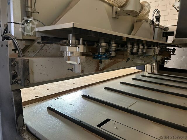 CNC Bearbeitungszentrum SCM Morbidelli X200