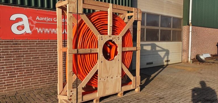 Sleepslang 300 meter 4,5" - Nieuw Sleepslang 300 meter 4,5" - Nieuw