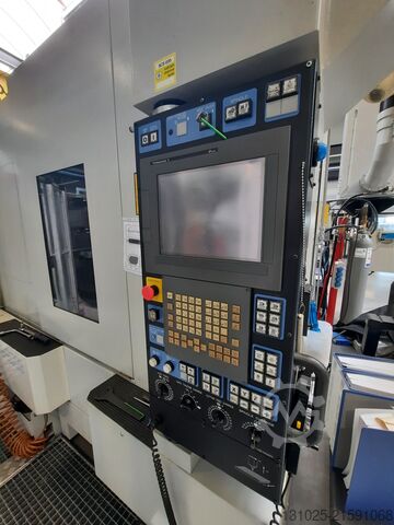 Vertikales Bearbeitungszentrum MAKINO V56-5XB + 3R System robot cell