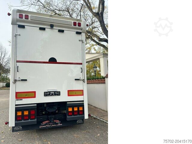 Viehtransporter LKW Scania P310 6 Pferde Popout Wohnmobilzulassung